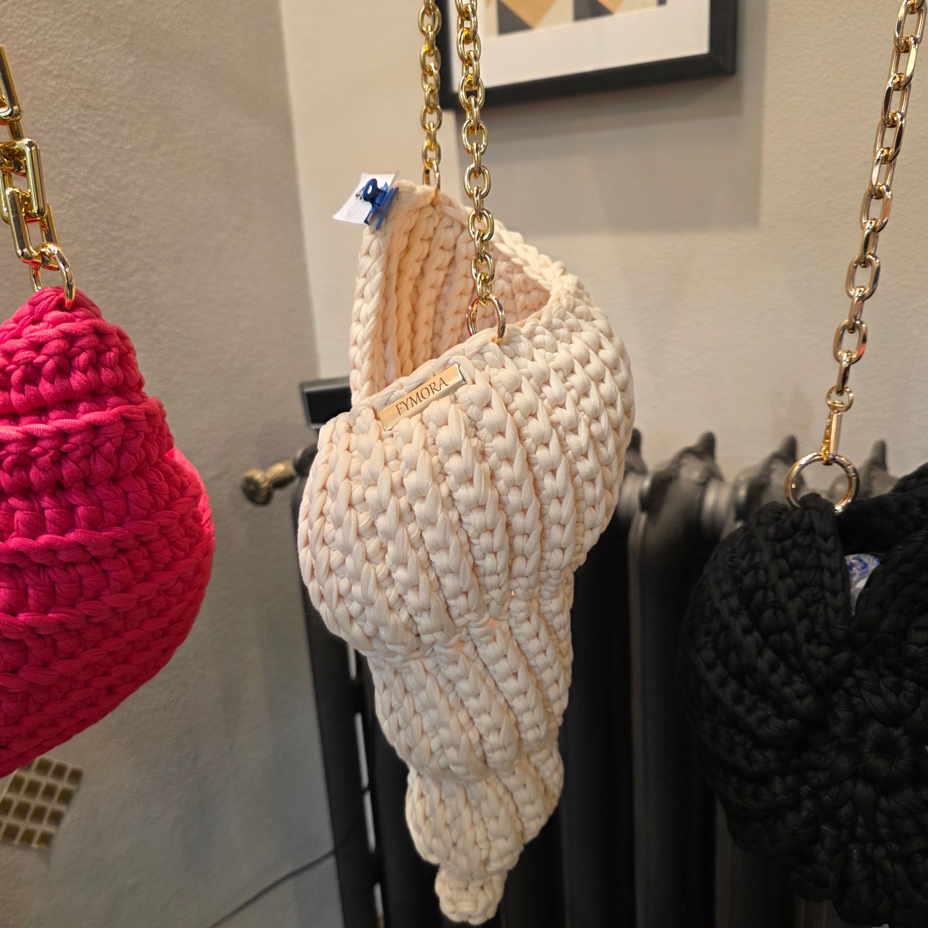 Borsa Conchiglia in Fettuccia – Bianco panna con Catena Gold