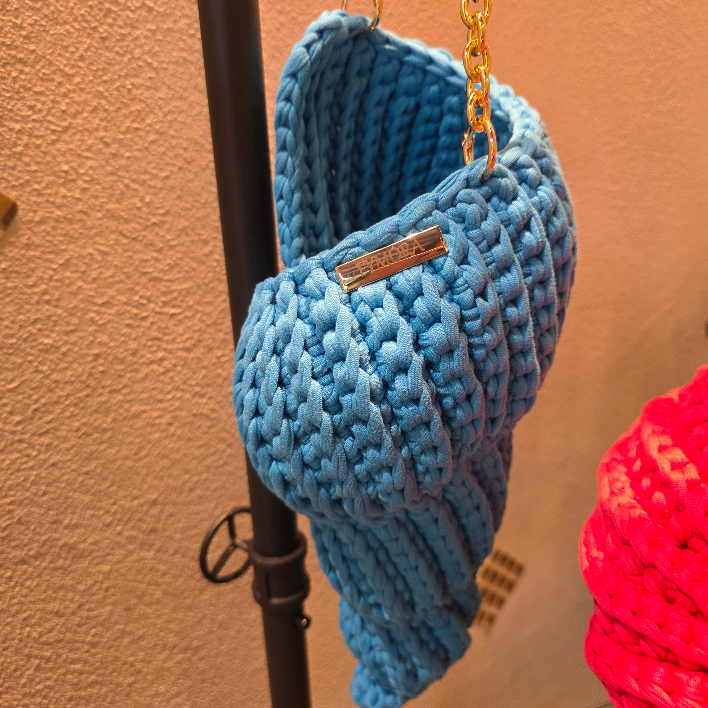 Borsa Conchiglia in Fettuccia – Turchese con Catena Gold