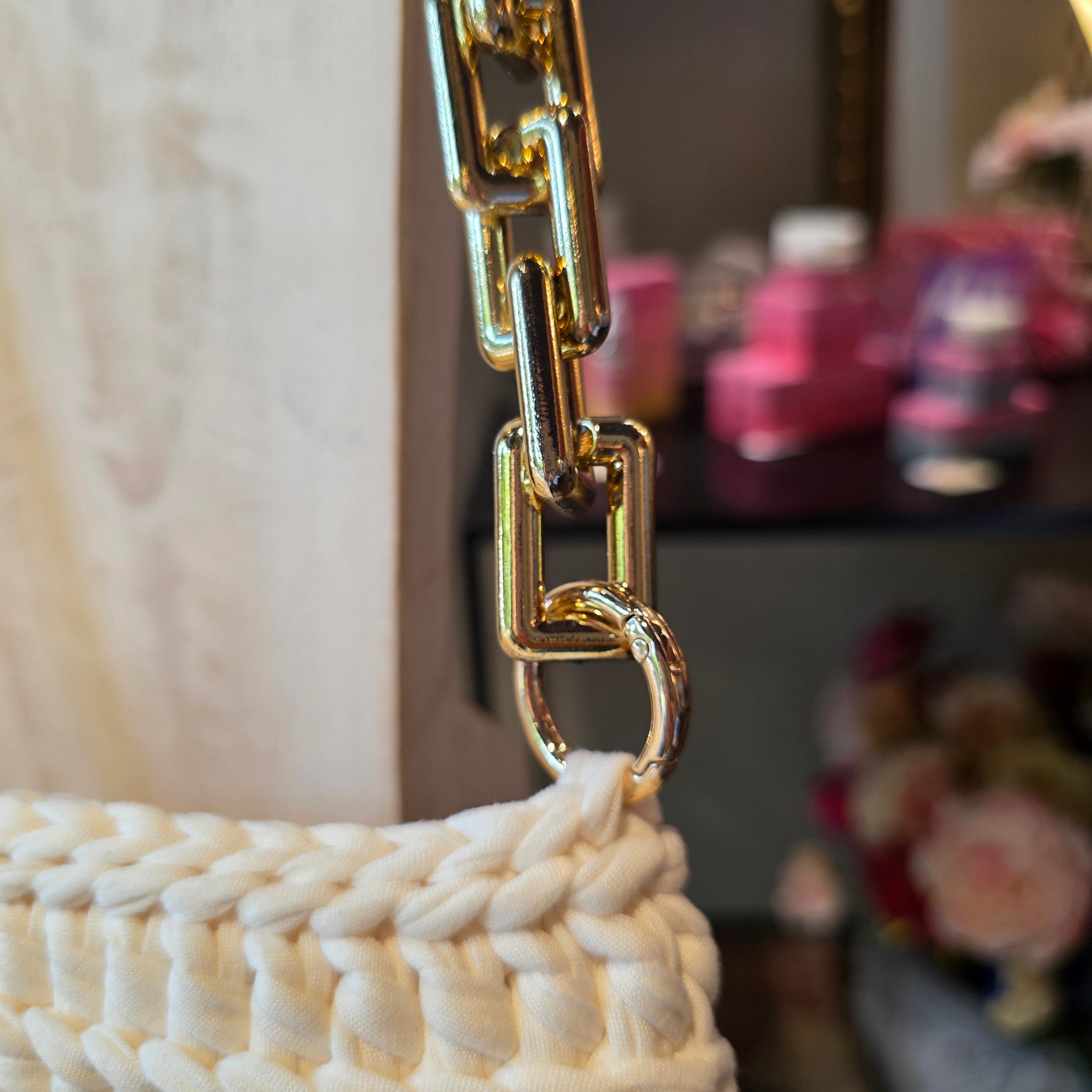Borsa "Nautilus" in Fettuccia – Bianco Panna con Catena Gold