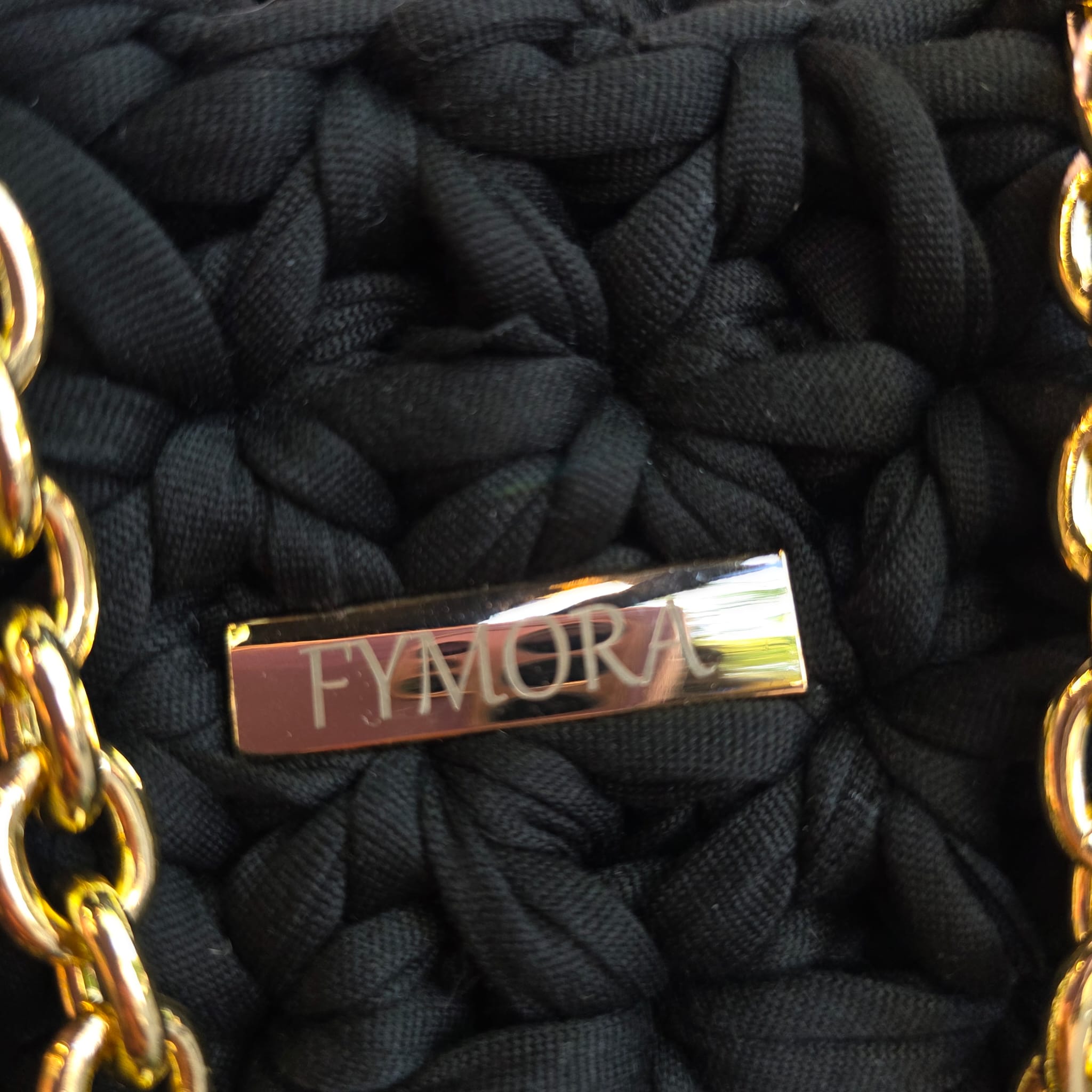Pochette a Tracolla "Starlet" ad Uncinetto – Total Black & Gold